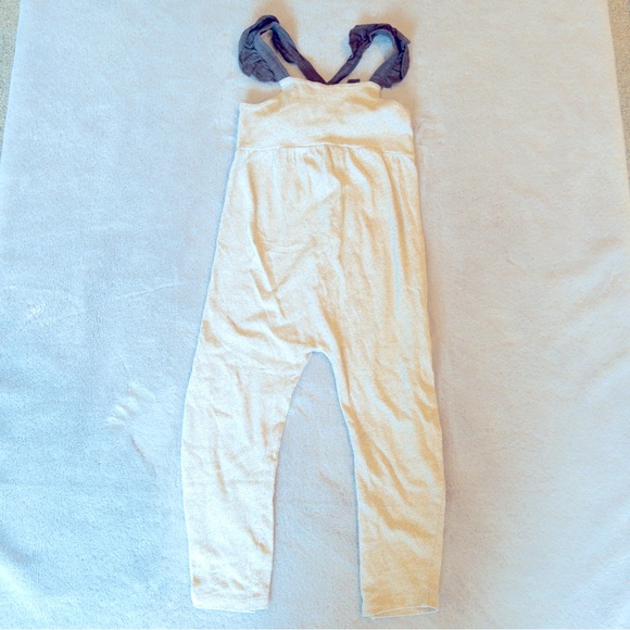 Zara Girls Ruffle Overall Jumper Gray Ivory Size 4-5 Years - Picture 2 of 10